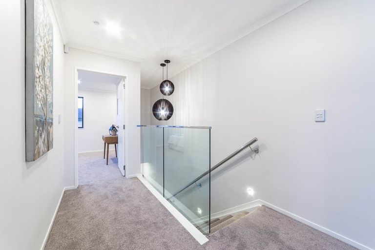 Photo of property in 11 Thomas Rielly Avenue, Hobsonville, Auckland, 0616