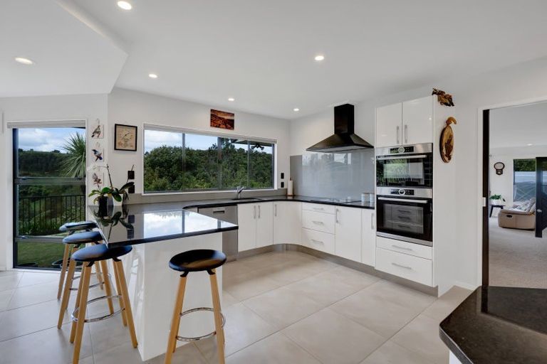 Photo of property in 371b Mangorei Road, Merrilands, New Plymouth, 4312