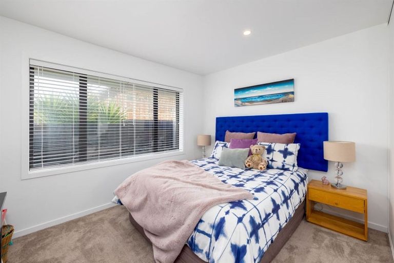 Photo of property in 87 Beachville Road, Redcliffs, Christchurch, 8081
