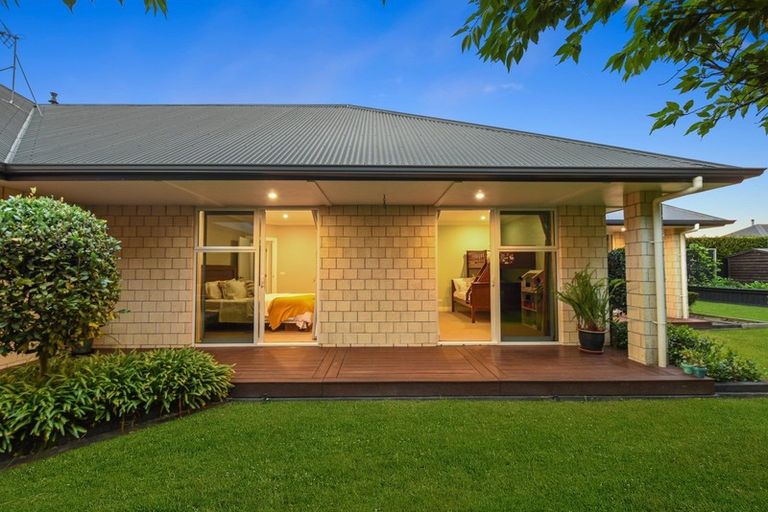 Photo of property in 8 Connor Court, Huntington, Hamilton, 3210