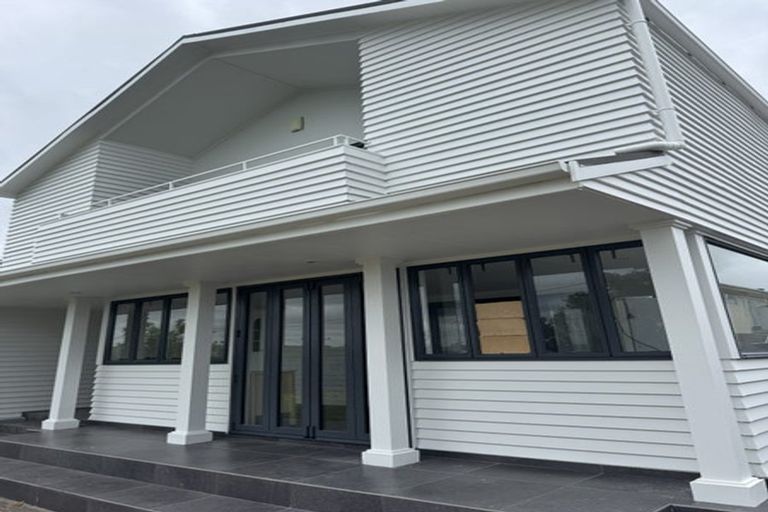 Photo of property in 1/127 Bucklands Beach Road, Bucklands Beach, Auckland, 2012