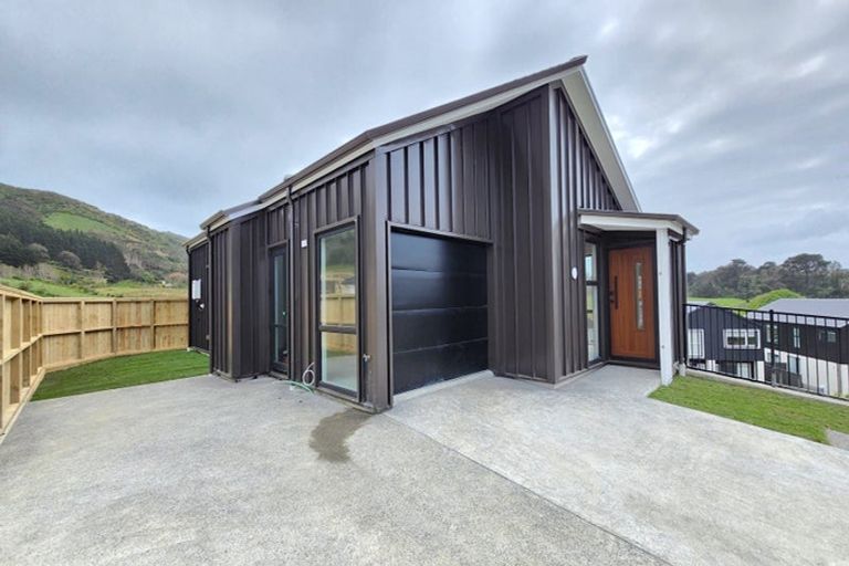 Photo of property in 36 Hokioi Drive, Kenepuru, Porirua, 5022