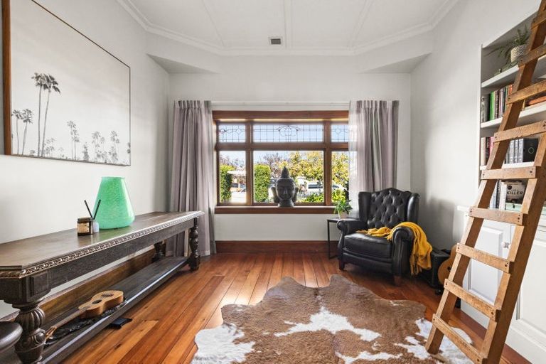 Photo of property in 127 Vigor Brown Street, Napier South, Napier, 4110