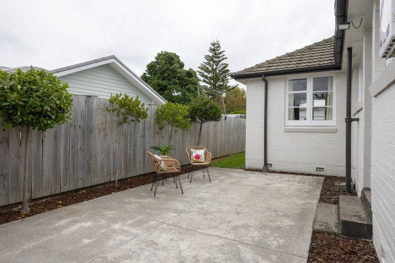 Photo of property in 16 Newbury Street, Awapuni, Palmerston North, 4412