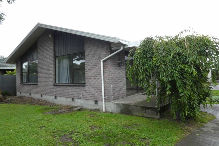 Photo of property in 17 Siska Place, Upper Riccarton, Christchurch, 8041