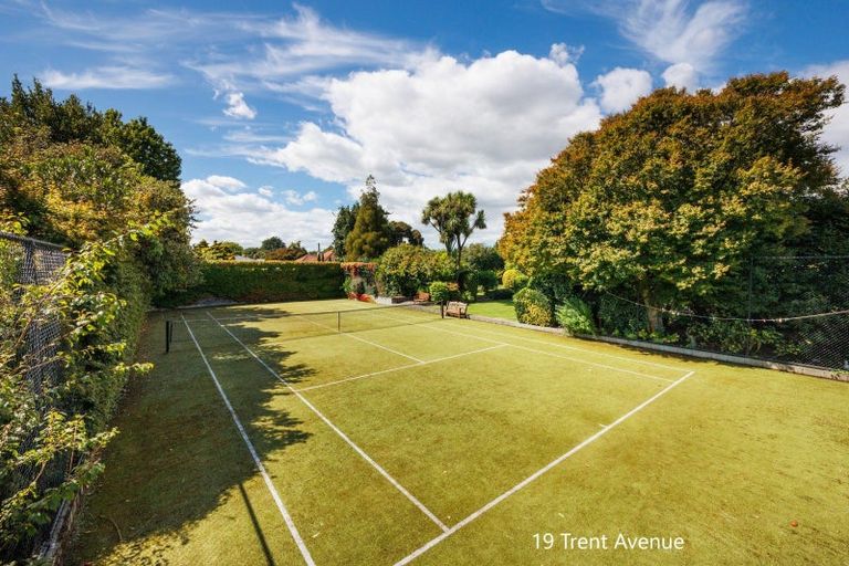 Photo of property in 15 Trent Avenue, Hokowhitu, Palmerston North, 4410