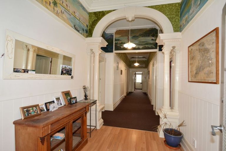 Photo of property in 14 Adderley Terrace, Ravensbourne, Dunedin, 9022