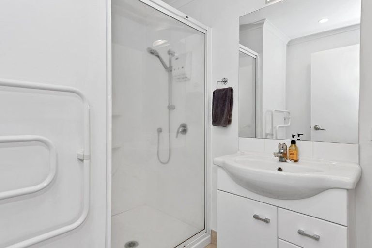 Photo of property in 2h Riro Street, Hamilton East, Hamilton, 3216