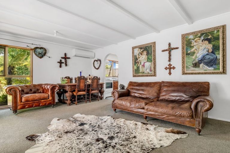 Photo of property in 146a Parkhurst Road, Parakai, 0830