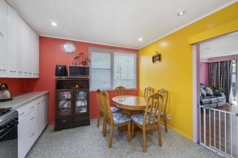 Photo of property in 50 Montreal Grove, Kingston, Wellington, 6021