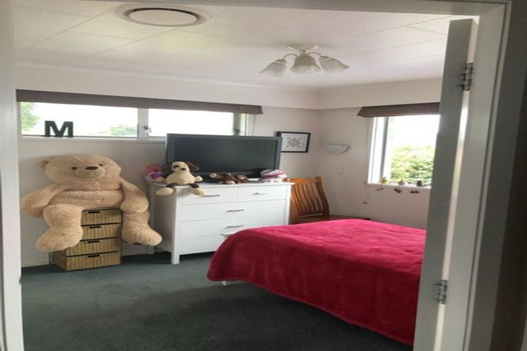 Photo of property in 8a Arnot Avenue, Clouston Park, Upper Hutt, 5018