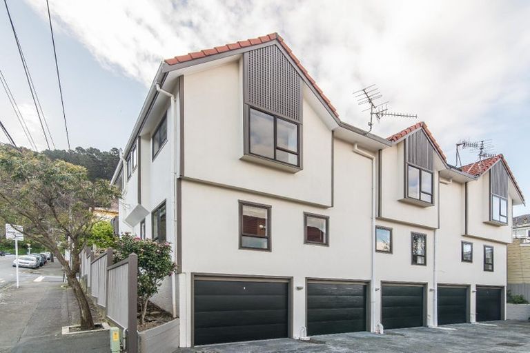 Photo of property in 1/2 Goring Street, Thorndon, Wellington, 6011