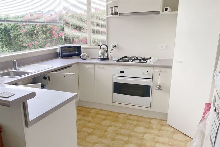 Photo of property in 35a Moreland Avenue, Papanui, Christchurch, 8053