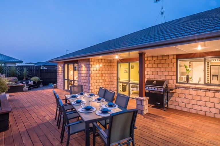 Photo of property in 6 Trusham Court, Paraparaumu, 5032