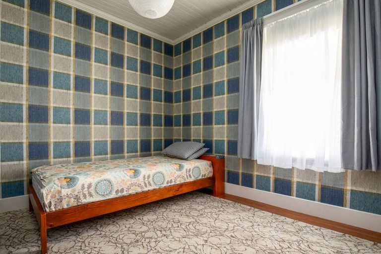 Photo of property in 1 Scotland Street, Roxburgh, 9500