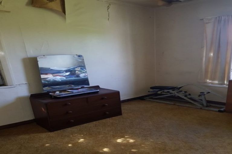 Photo of property in 30a Cobden Street, Westport, 7825