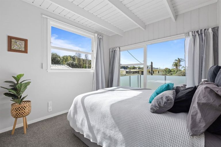 Photo of property in 19 Mckenzie Avenue, Arkles Bay, Whangaparaoa, 0932