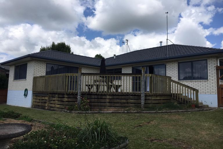 Photo of property in 16 Oak Street, Morrinsville, 3300