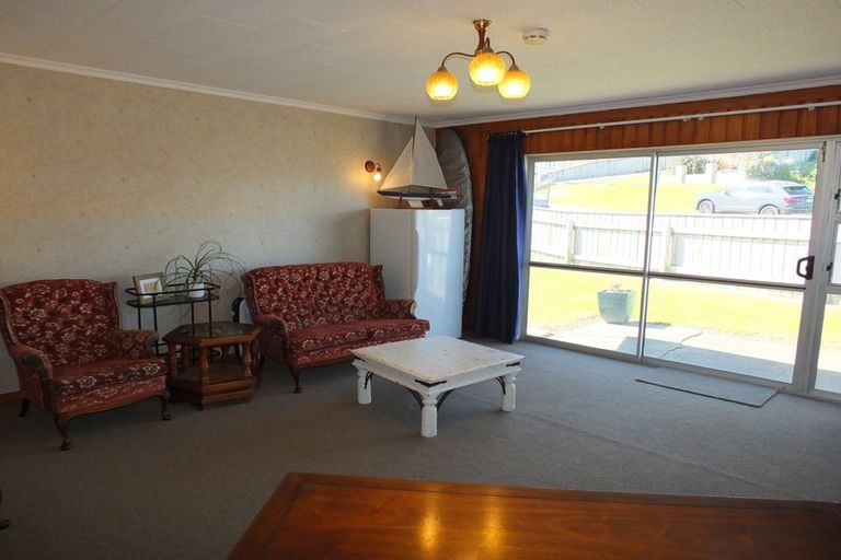 Photo of property in 14 Brown Terrace, Foxton Beach, Foxton, 4815