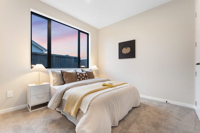 Photo of property in 17 Tamaota Terrace, Wainui, 0992