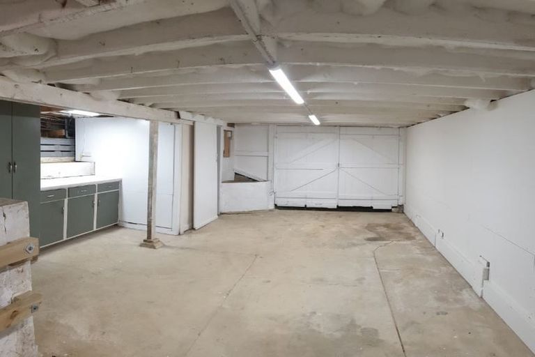 Photo of property in 1116 Whangaparaoa Road, Tindalls Beach, Whangaparaoa, 0930