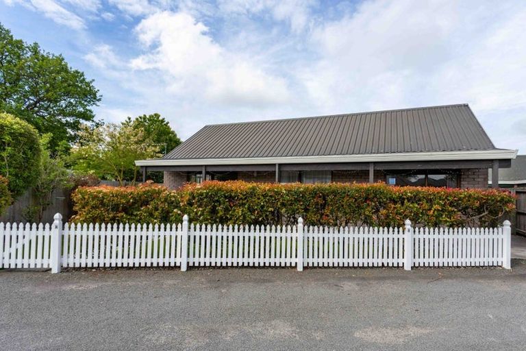 Photo of property in 60b Mcfaddens Road, St Albans, Christchurch, 8052