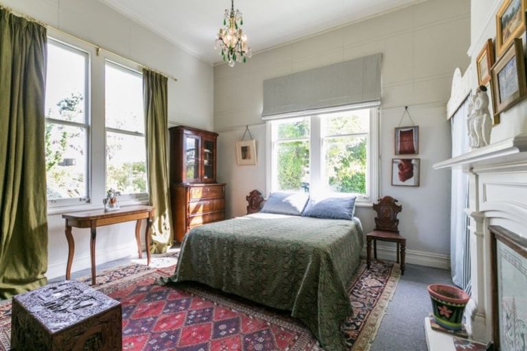 Photo of property in Finnis House, 31 Napier Terrace, Hospital Hill, Napier, 4110