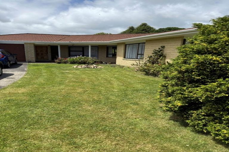 Photo of property in 7 Wakefield Grove, Waikanae, 5036