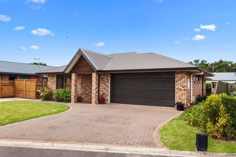 Photo of property in 5 Walnut Grove, Whakatane, 3120