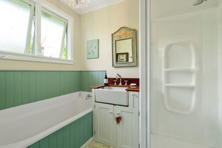 Photo of property in 80 Glen Road, Ranui, Auckland, 0612