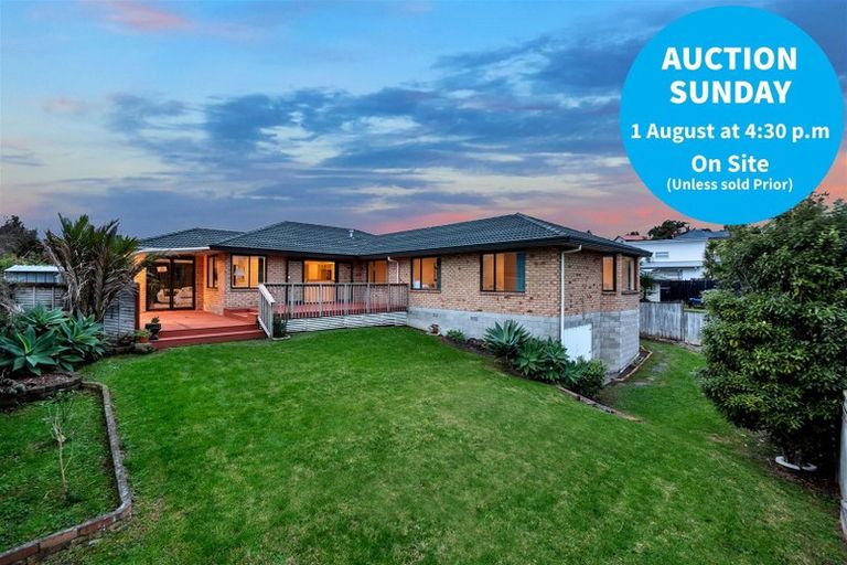 Photo of property in 16 Brittany Drive, Henderson, Auckland, 0612