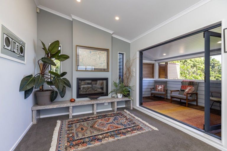 Photo of property in 11a Rosetta Road, Raumati South, Paraparaumu, 5032