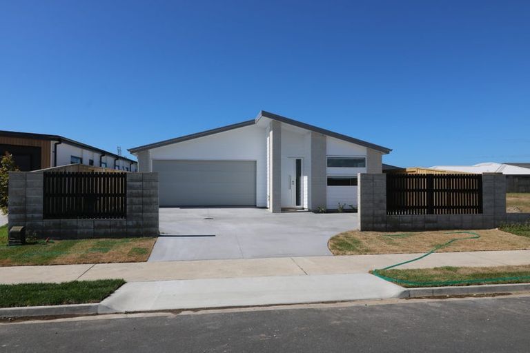 Photo of property in 269 Te Okuroa Drive, Papamoa, 3118