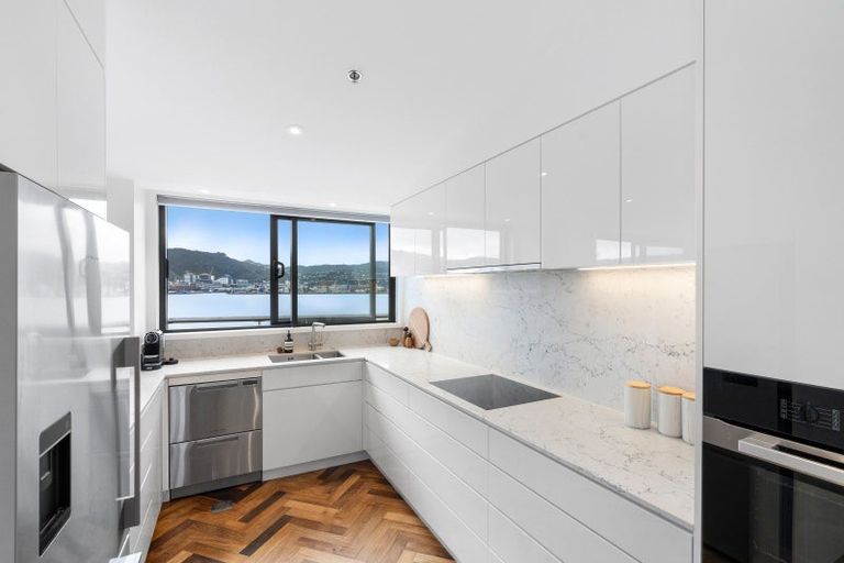 Photo of property in Bay Point Apartments, 6b/172 Oriental Parade, Oriental Bay, Wellington, 6011