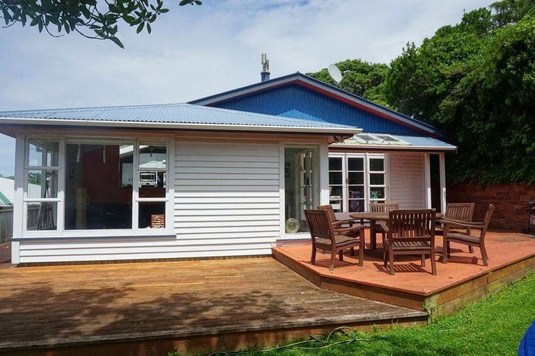 Photo of property in 22 Manuka Street, Miramar, Wellington, 6022