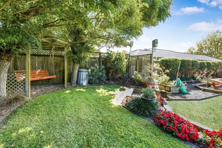 Photo of property in 42 Bramley Drive, Rototuna, Hamilton, 3210