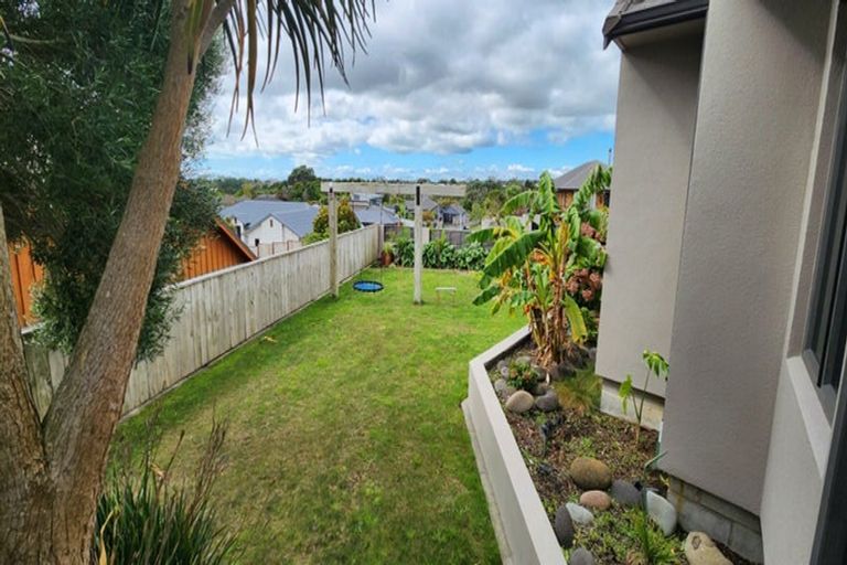 Photo of property in 41 Karamea Street, Whalers Gate, New Plymouth, 4310