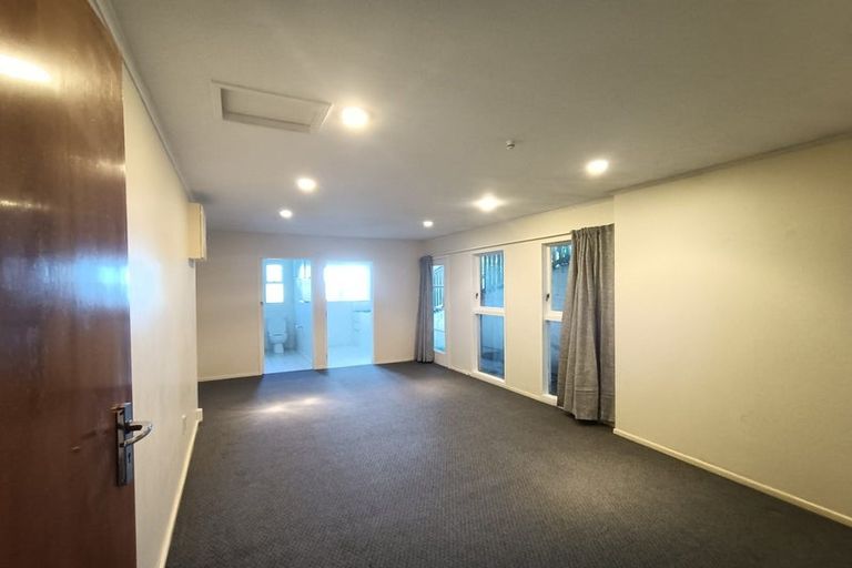 Photo of property in 14 City View Grove, Harbour View, Lower Hutt, 5010
