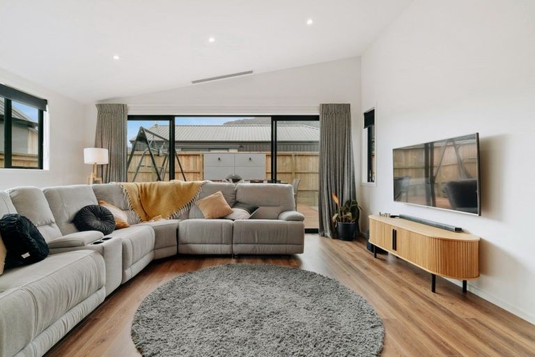 Photo of property in 62 Muster Road, Jacks Point, 9371