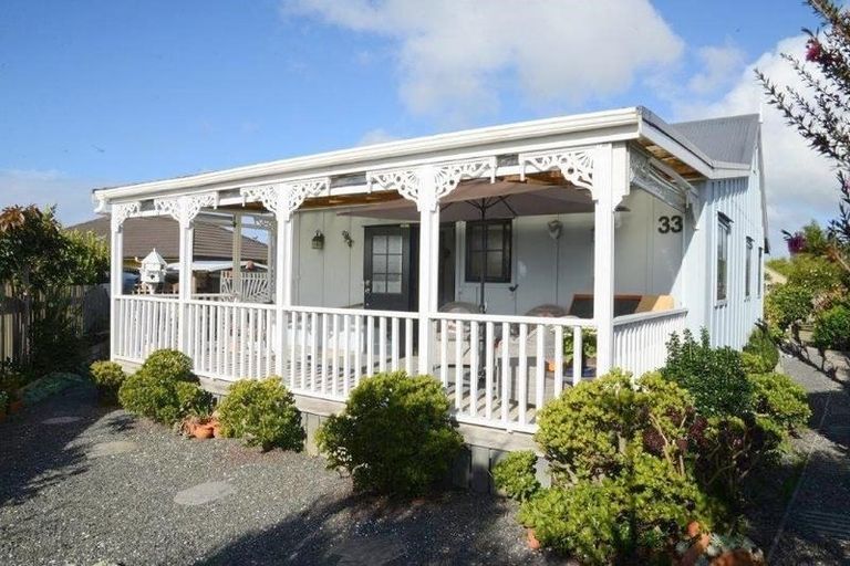 Photo of property in 33 Shoemaker Road, Waipu, 0510