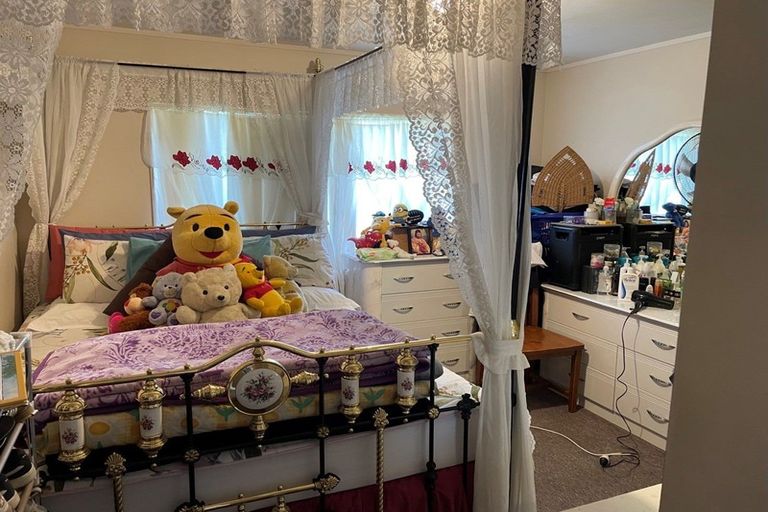 Photo of property in 7 Novak Place, Mangere, Auckland, 2022