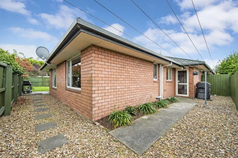 Photo of property in 2/37 Wrights Road, Addington, Christchurch, 8024