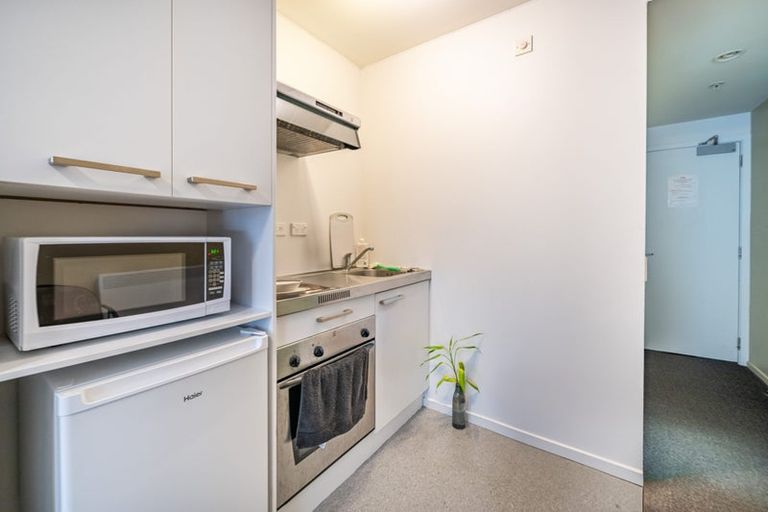 Photo of property in Orange Apartments/victoria Centr, 307/169 The Terrace, Wellington Central, Wellington, 6011