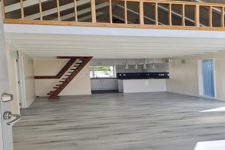 Photo of property in 21 Waipa Street, Birkenhead, Auckland, 0626