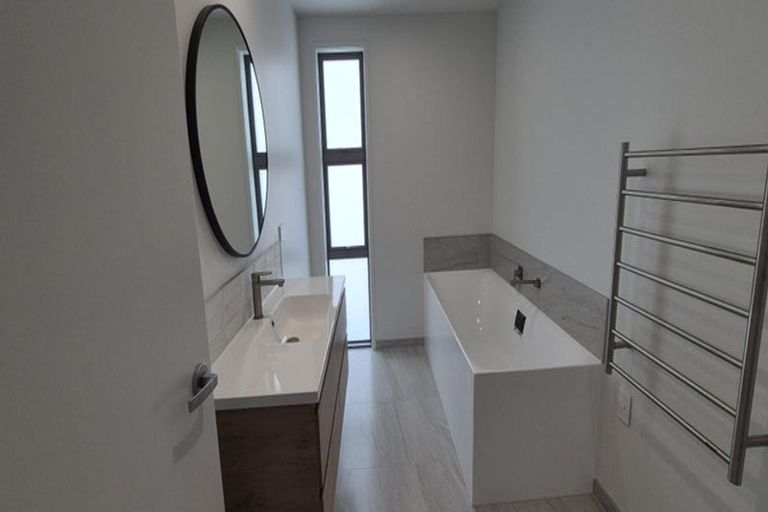 Photo of property in 26 Taurangawaka Road, One Tree Point, 0118