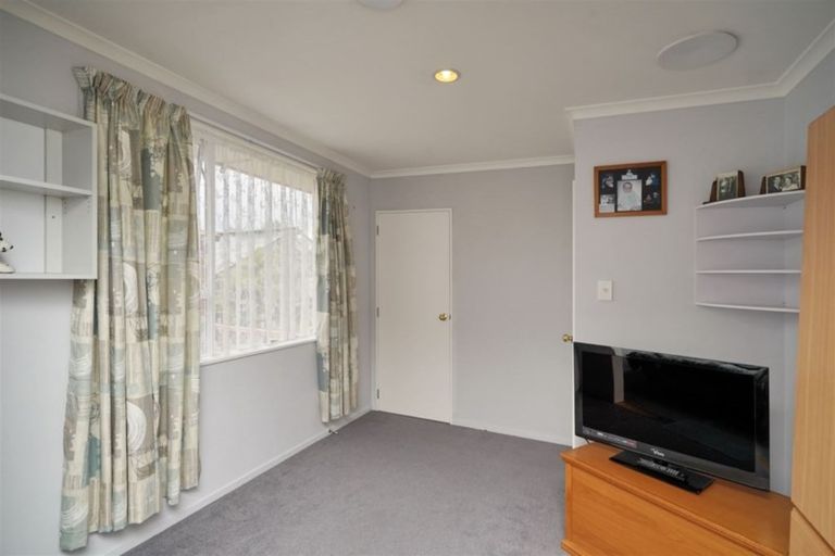 Photo of property in 2/15 Neville Street, Spreydon, Christchurch, 8024