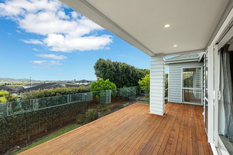 Photo of property in 5 Greyfort Road, Silverdale, 0932