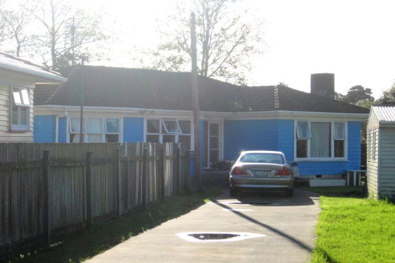 Photo of property in 64 Orams Road, Hillpark, Auckland, 2102