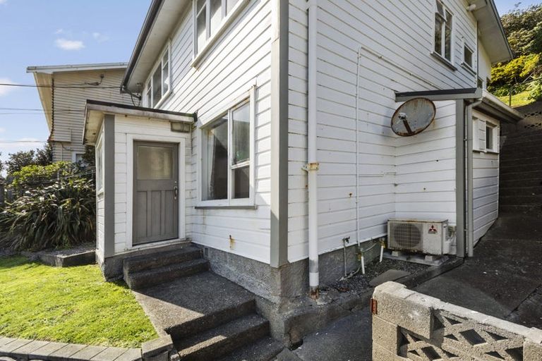 Photo of property in 65 Mantell Street, Seatoun, Wellington, 6022