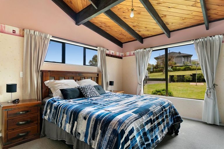 Photo of property in 106 Acacia Bay Road, Nukuhau, Taupo, 3330